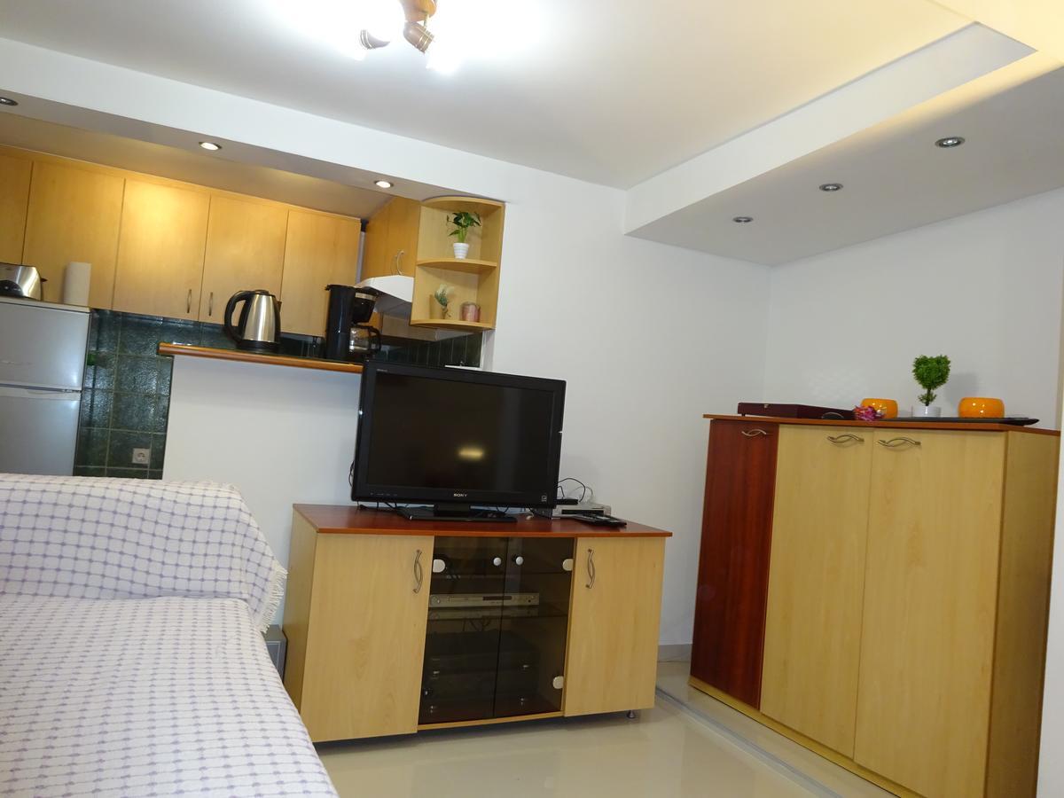 Jasmin White Apartment สโกเปีย ภายนอก รูปภาพ
