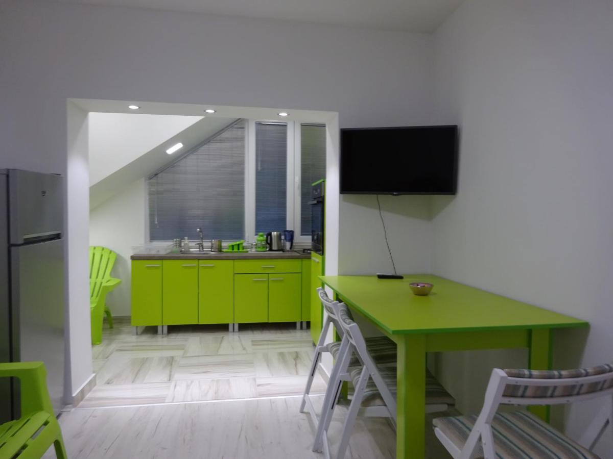 Jasmin White Apartment สโกเปีย ภายนอก รูปภาพ