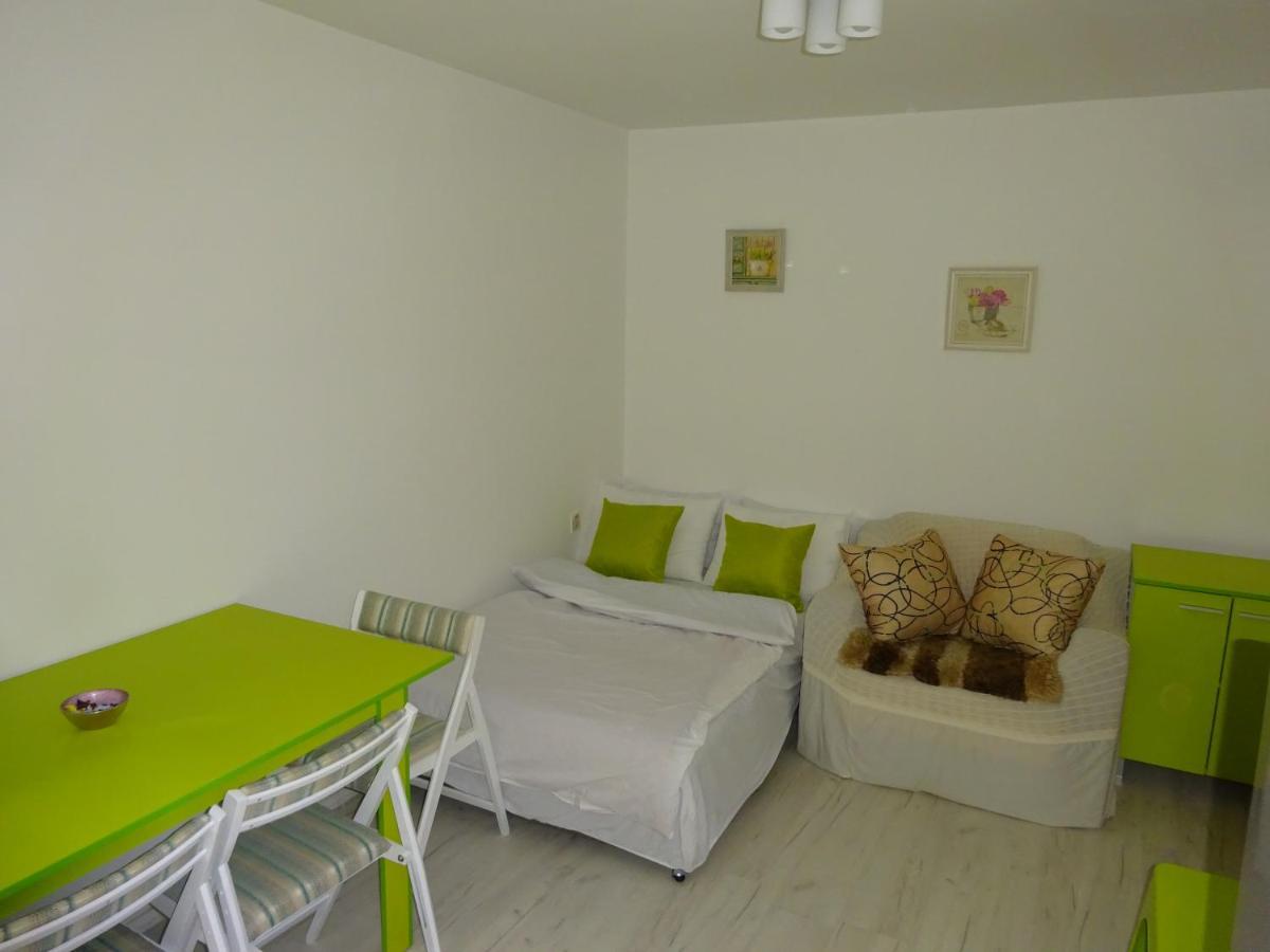 Jasmin White Apartment สโกเปีย ภายนอก รูปภาพ